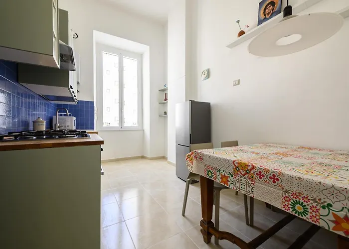 Via Cairoli 60 Apartamento *