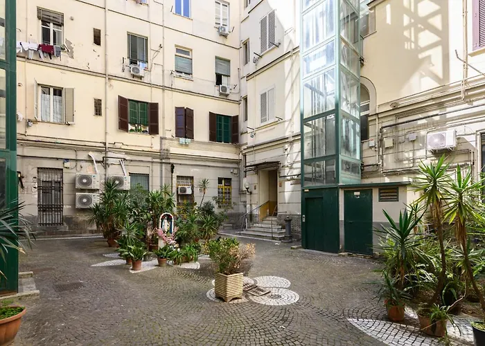 Apartamento Via Cairoli 60 Nápoles