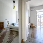 Via Cairoli 60 Διαμέρισμα *
