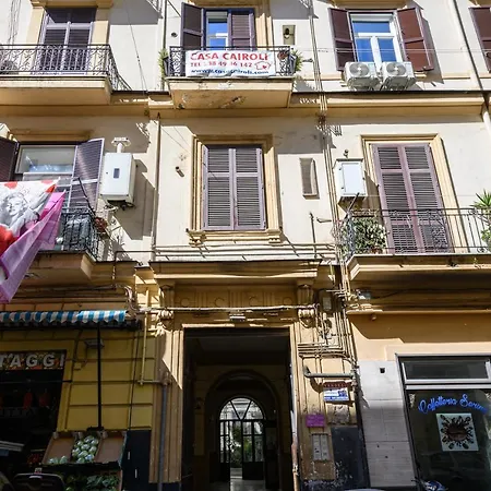 Via Cairoli 60 *